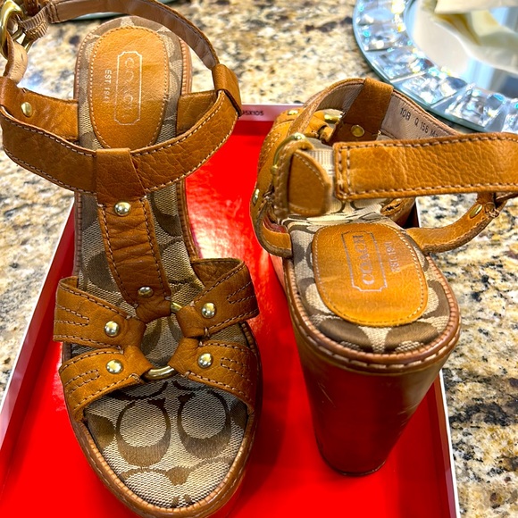 Coach Shoes - EUC Coach Myra Wood Block platform Sandals. Size 10B. Made in Italy.